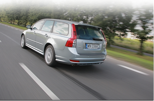 Accurate tagging of crossings